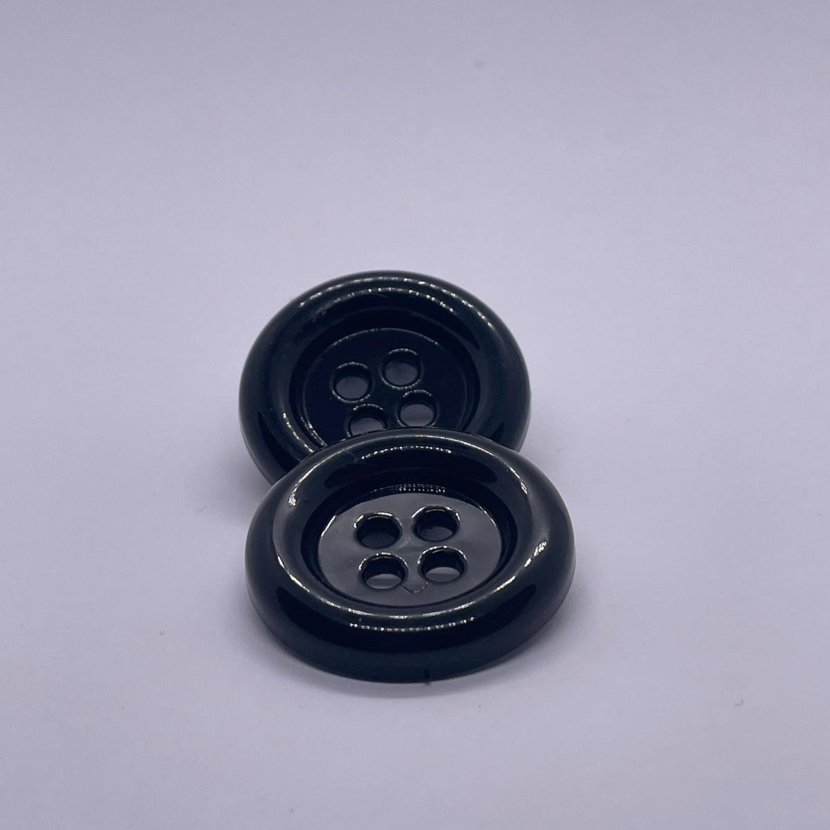 4 Delikli 4 Adet Plastik Düğme (30mm, Siyah) - Görsel 4
