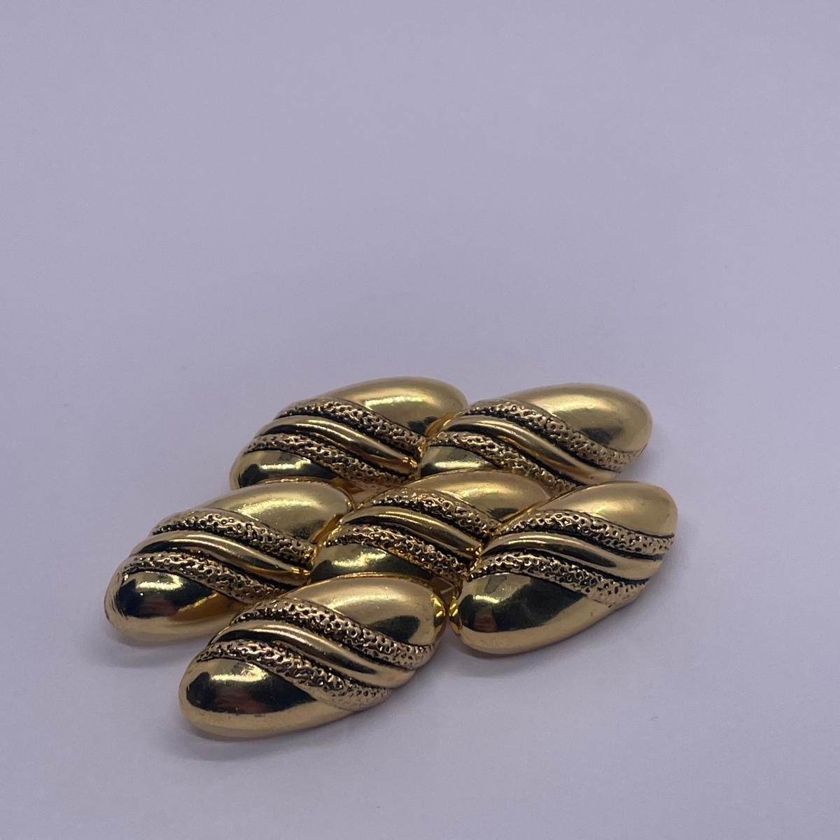 6 Adet Metal Görünümlü Plastik Düğme (30mm, Gold) - Görsel 2