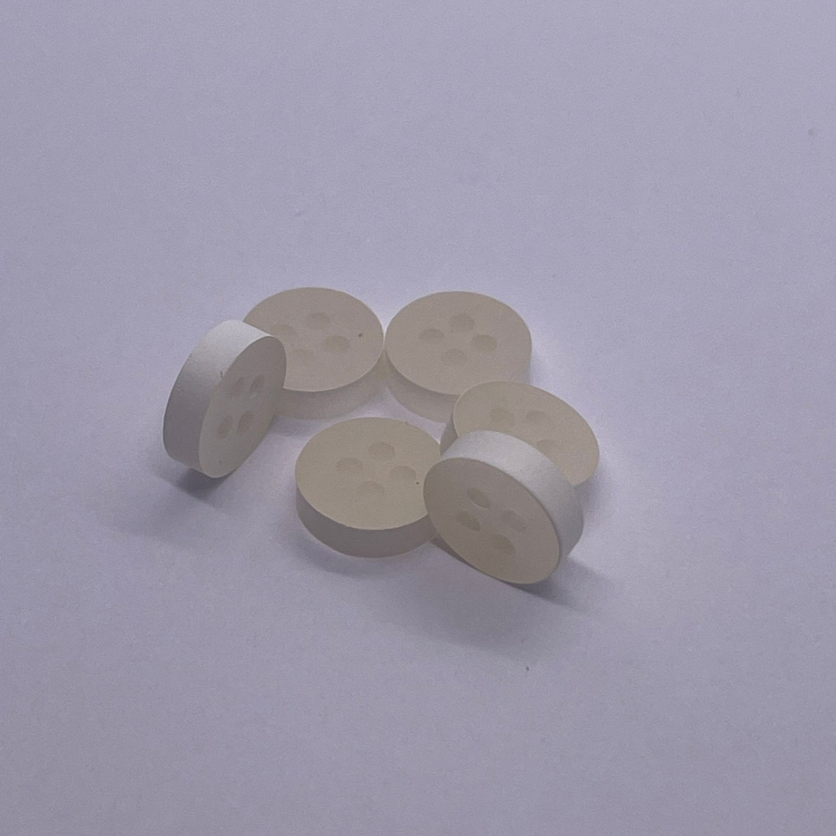Yuvarlak 6 Adet Gömlek Düğmesi (9mm, Şeffaf) - Görsel 2