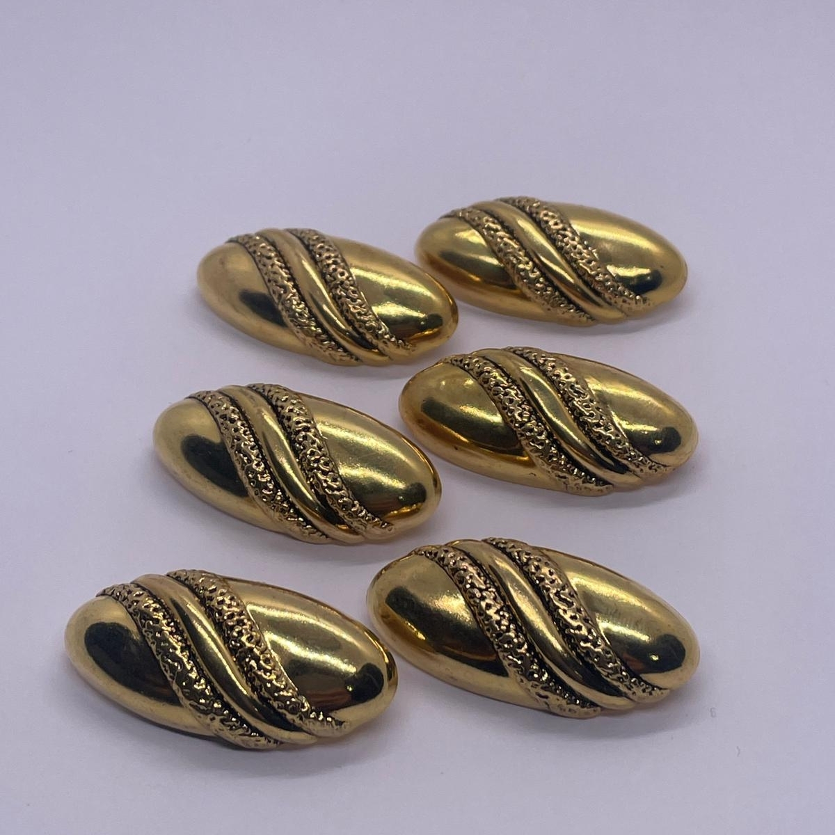 6 Adet Metal Görünümlü Plastik Düğme (40mm, Gold) - Görsel 3